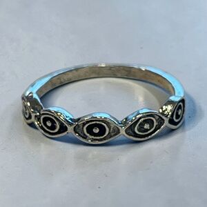 Womens Ring Size 7 Band Silver Metal Boho Shapes Geometric Jewelry 033-7